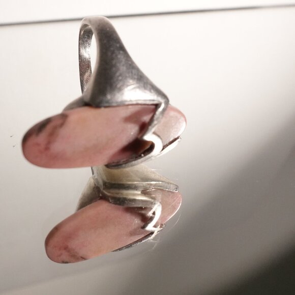 Rare to Find Elegant Pink Rhodonite Ring - Picture 7 of 7